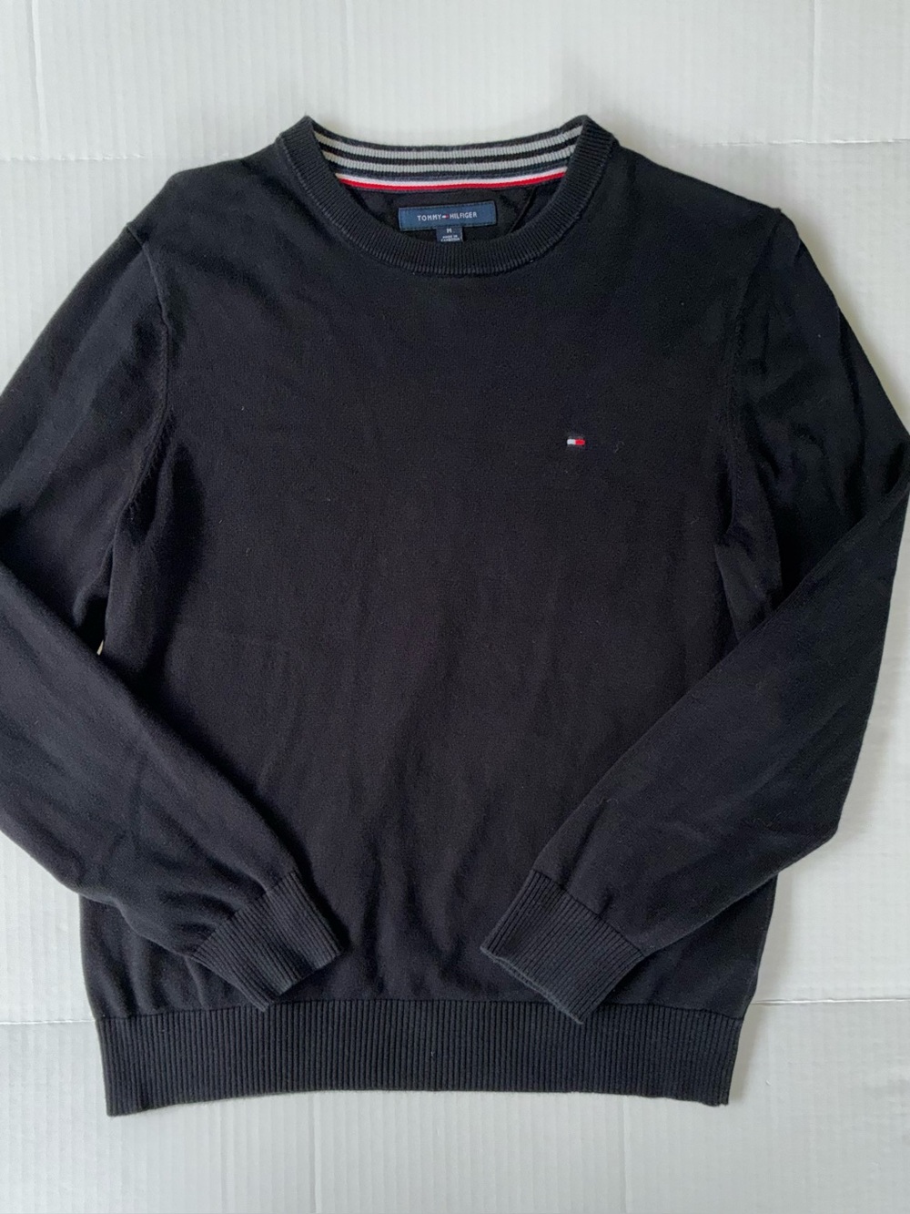 Tommy Hilfiger Women’s Black 100% Cotton Crew Neck Pullover Sweater Size Medium